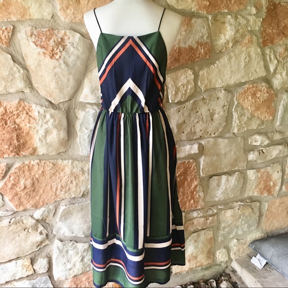 5⭐️Fave! The Emerald Striped Midi Dress - Picture 4 of 7